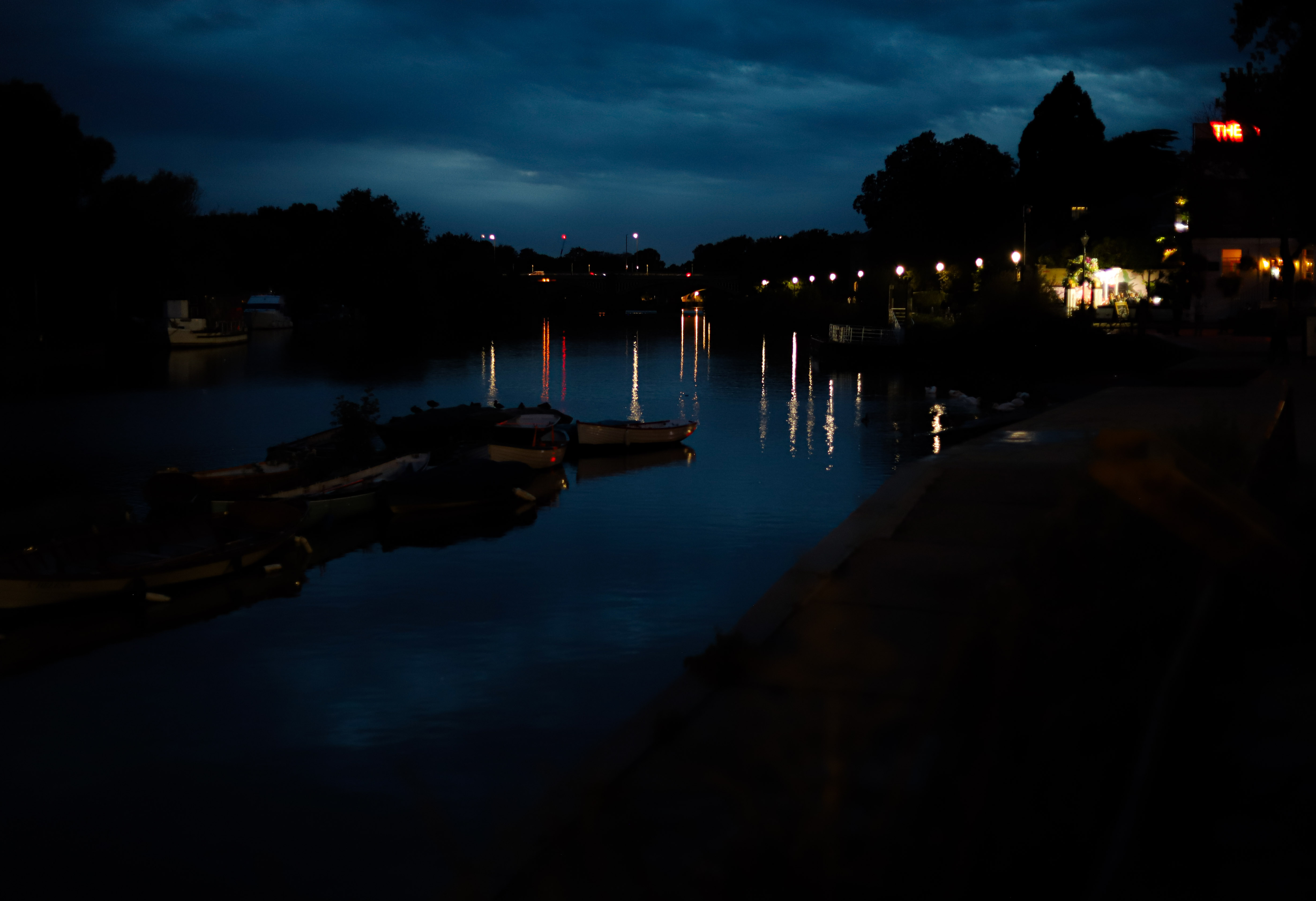 The Thames at night